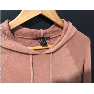 ♦️Forever 21 Sweater♦️